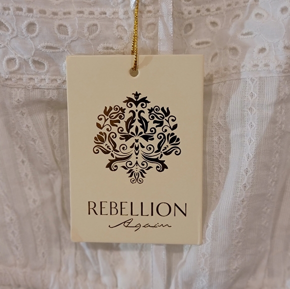 Rebellion crop top | Size M | White | NWT - Picture 2 of 6